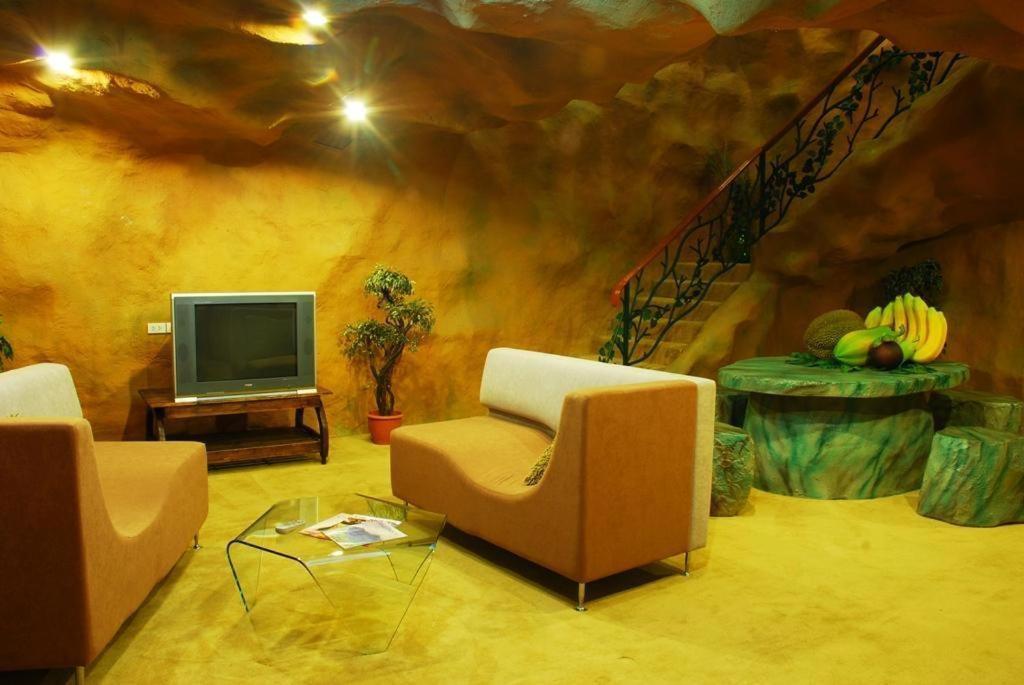 The Adventure Hotel Chiang Mai Exterior photo